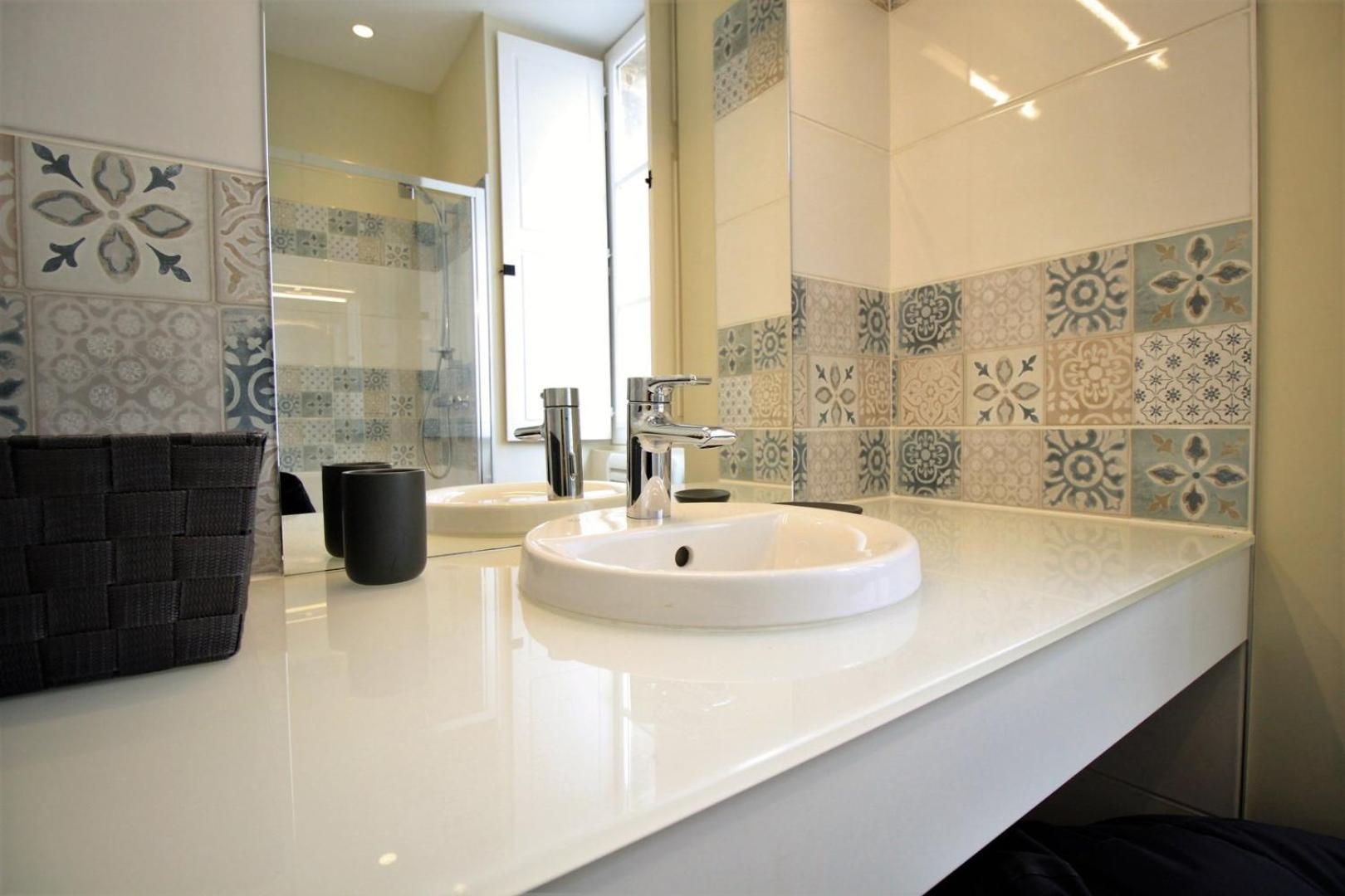 דירות בורדו Guestready - Charming Apt In Place De La Comedie מראה חיצוני תמונה